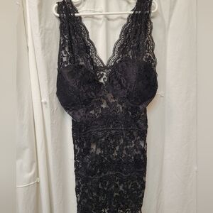 Elegant Black Lace Lingerie